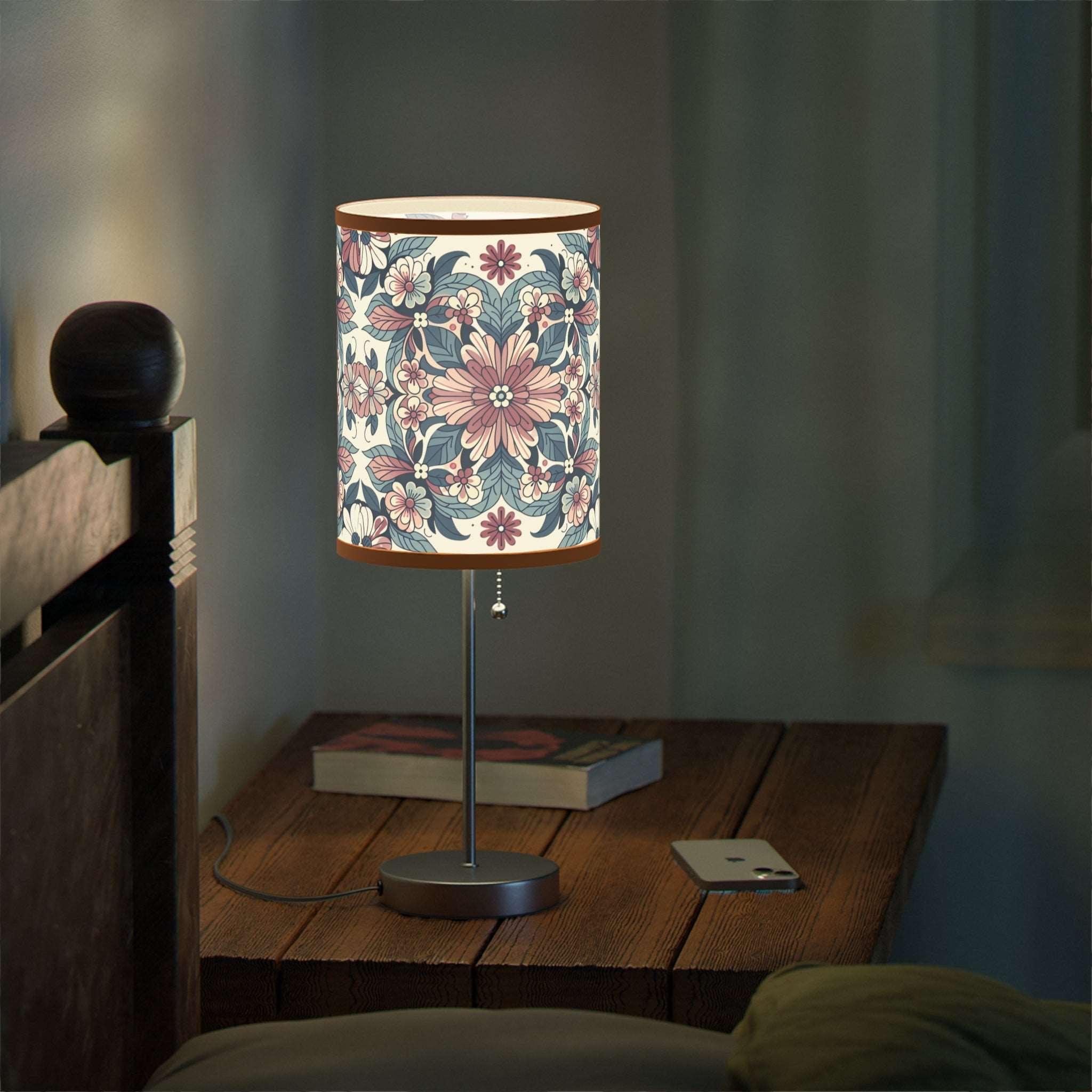 Berry Bliss Floral Lamp on Stand, US|CA Plug - Encore2woWhiteSilverOne size