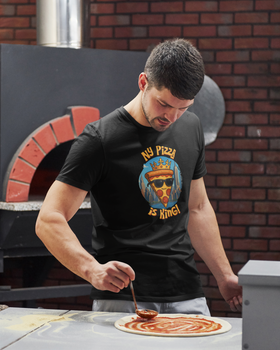 NY Pizza is King Funny NYC Slice T-Shirt – Cool Crowned Pizza with Sunglasses Skyline, New York