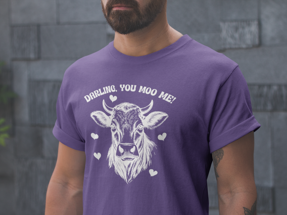 Darling, You Moo Me – Funny Cow Love T-Shirt (Humorous Animal Pun Tee)