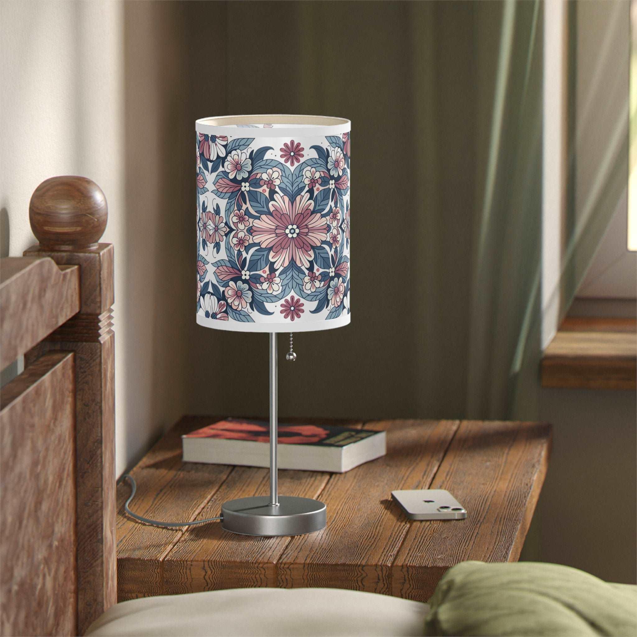 Berry Bliss Floral Lamp on Stand, US|CA Plug - Encore2woWhiteSilverOne size