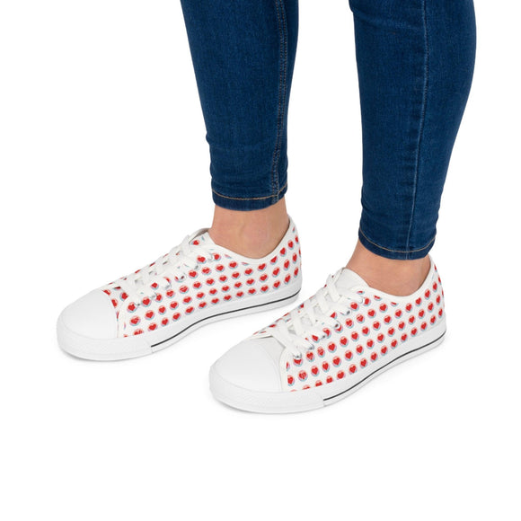 Women's Retro Heart Pattern Low Top Sneakers - Encore2woUS 5.5White sole