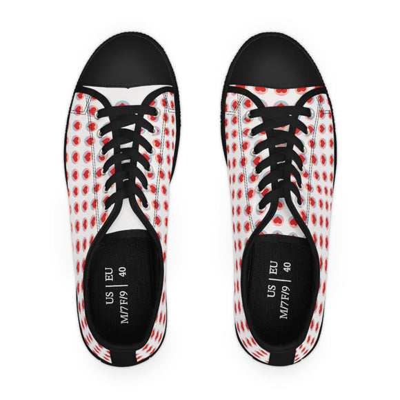 Women's Retro Heart Pattern Low Top Sneakers - Encore2woUS 5.5White sole
