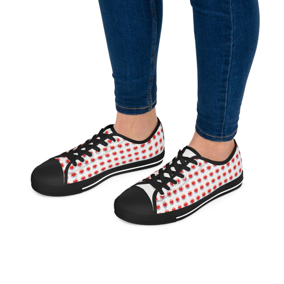 Women's Retro Heart Pattern Low Top Sneakers - Encore2woUS 5.5White sole